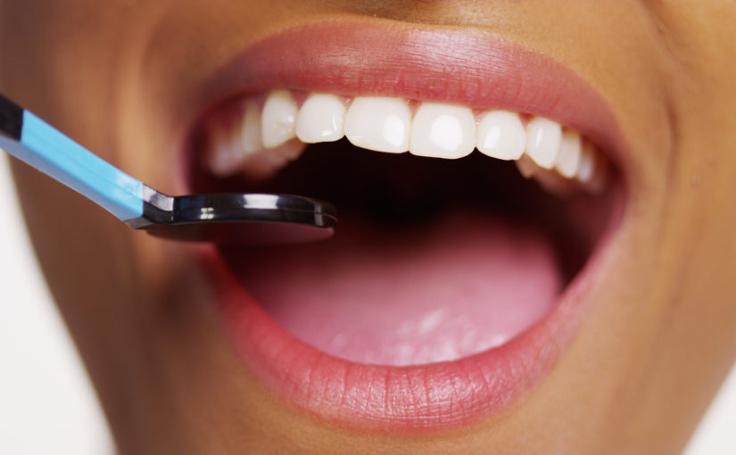 Kompleksowe leczenie stomatologiczne – znajdź ścieżkę do zdrowej i atrakcyjnego uśmiechu.